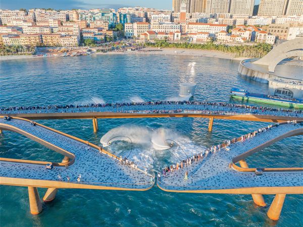 Check-in Cầu Hôn Kiss Bridge tại Thị trấn Địa Trung Hải Phú Quốc