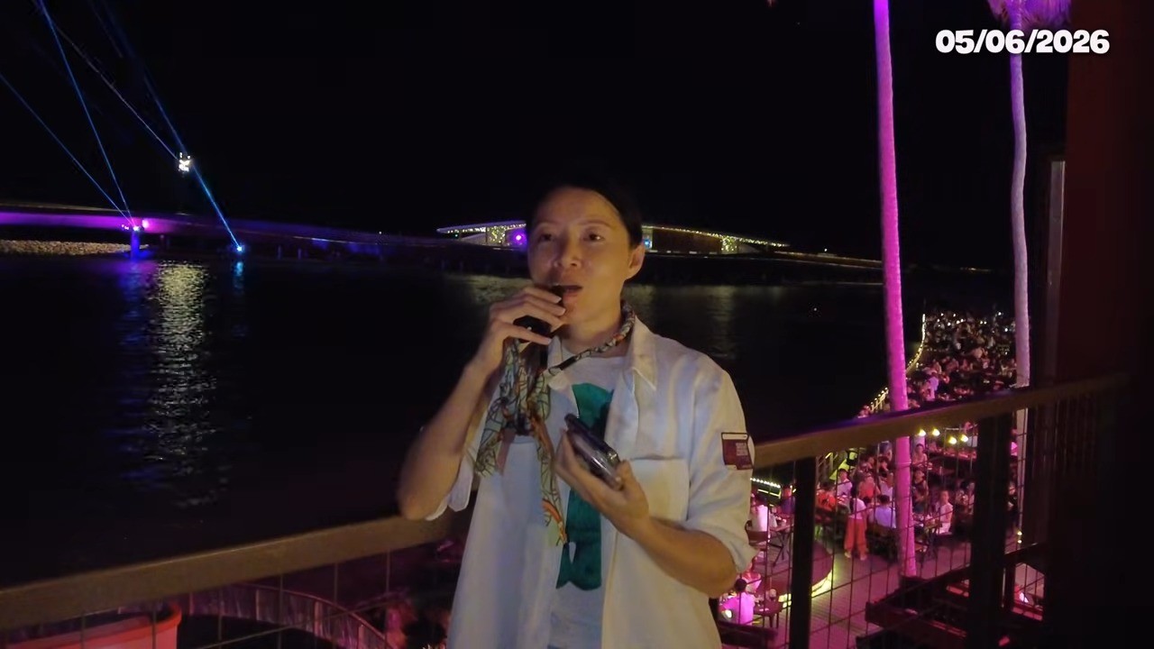 Không gian nhà hàng San Bavaria nhìn ra biển - nơi ăn buffet xem show Symphony Phú Quốc