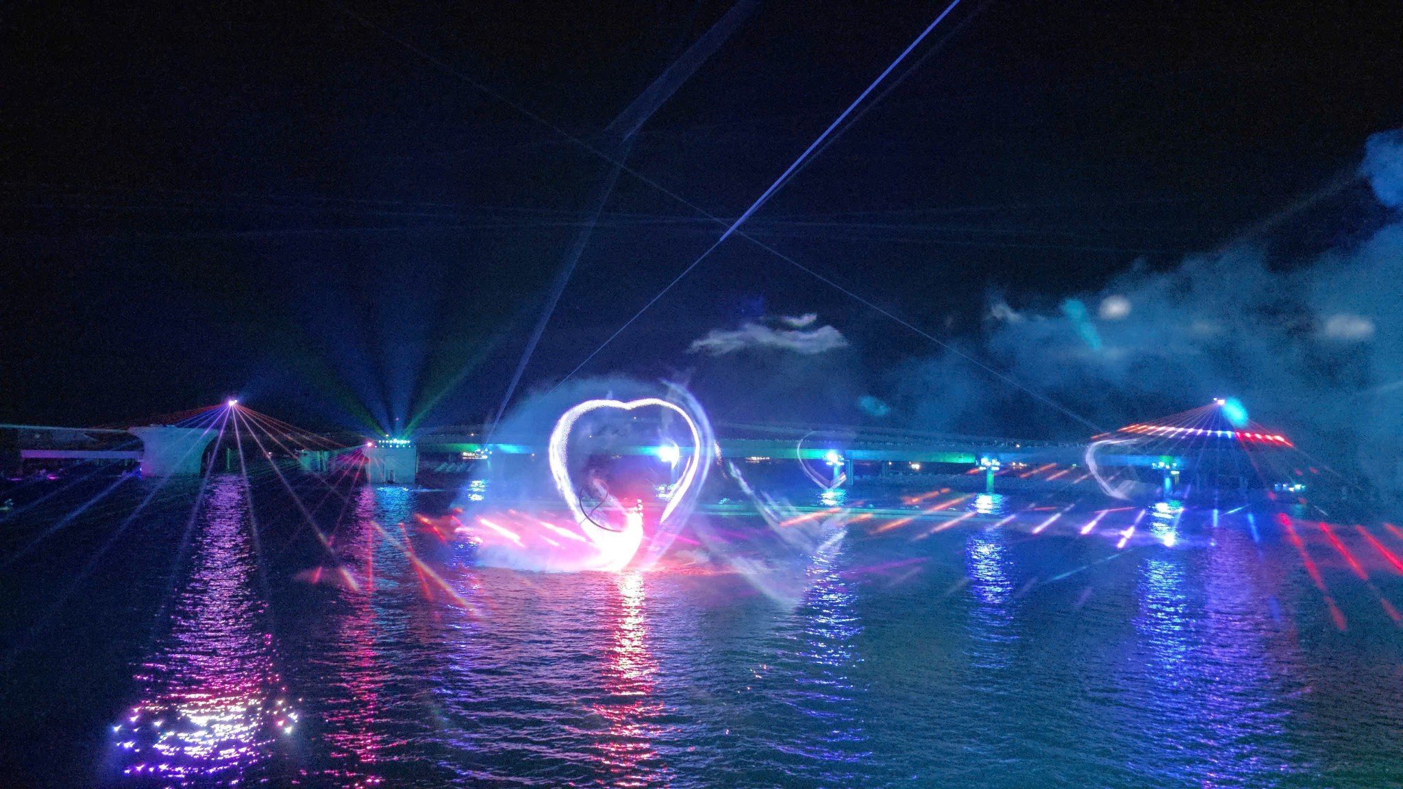 Show Symphony Of The Sea - nhạc nước trên biển tại Thị trấn Địa Trung Hải Phú Quốc